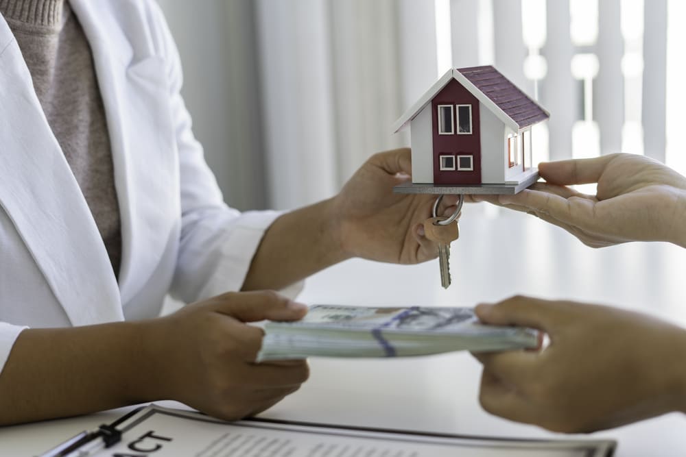 Strategic guidance for navigating luxury real estate investments