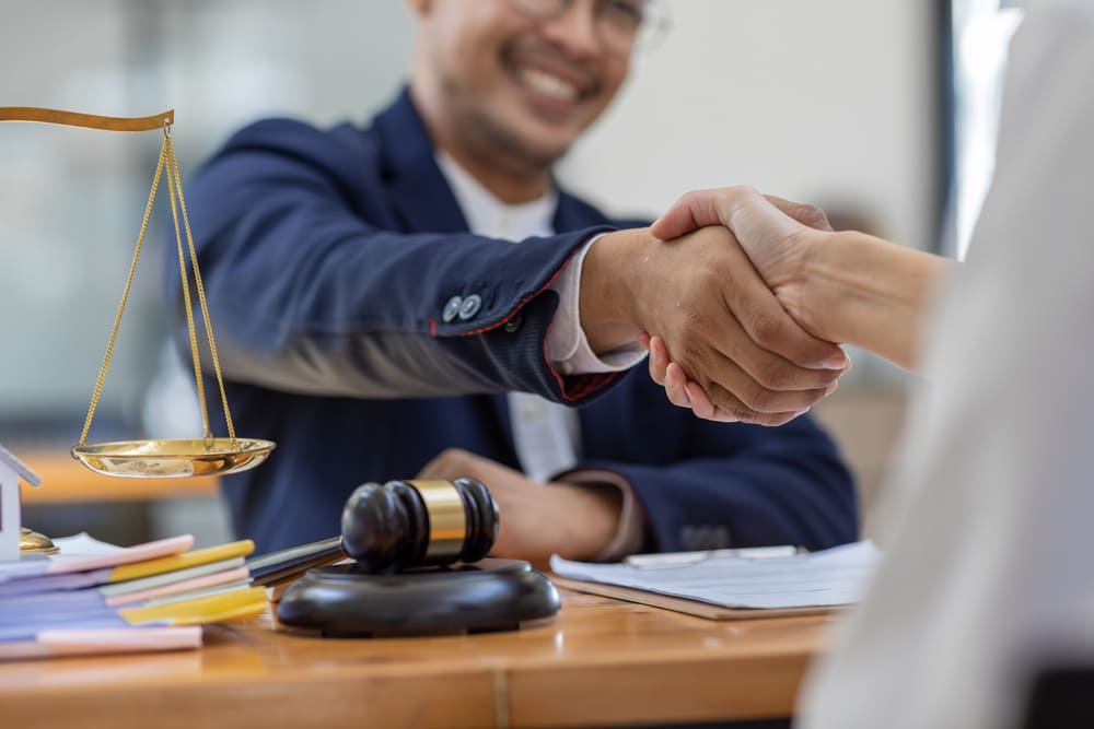 impuestos para extranjeros