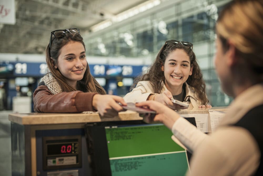 Holding de servicios aeroportuarios
