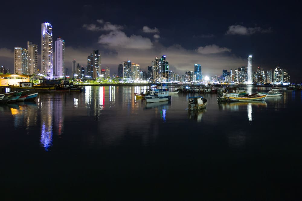 Is residency required to buy property in Panama?