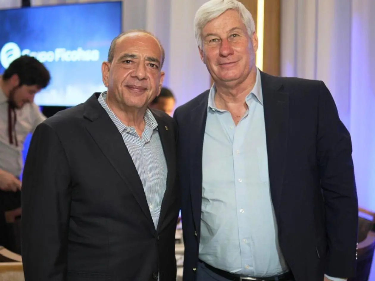 Grupo Ficohsa reafirma su liderazgo ético en Centroamérica a través del reconocimiento a Camilo Atala