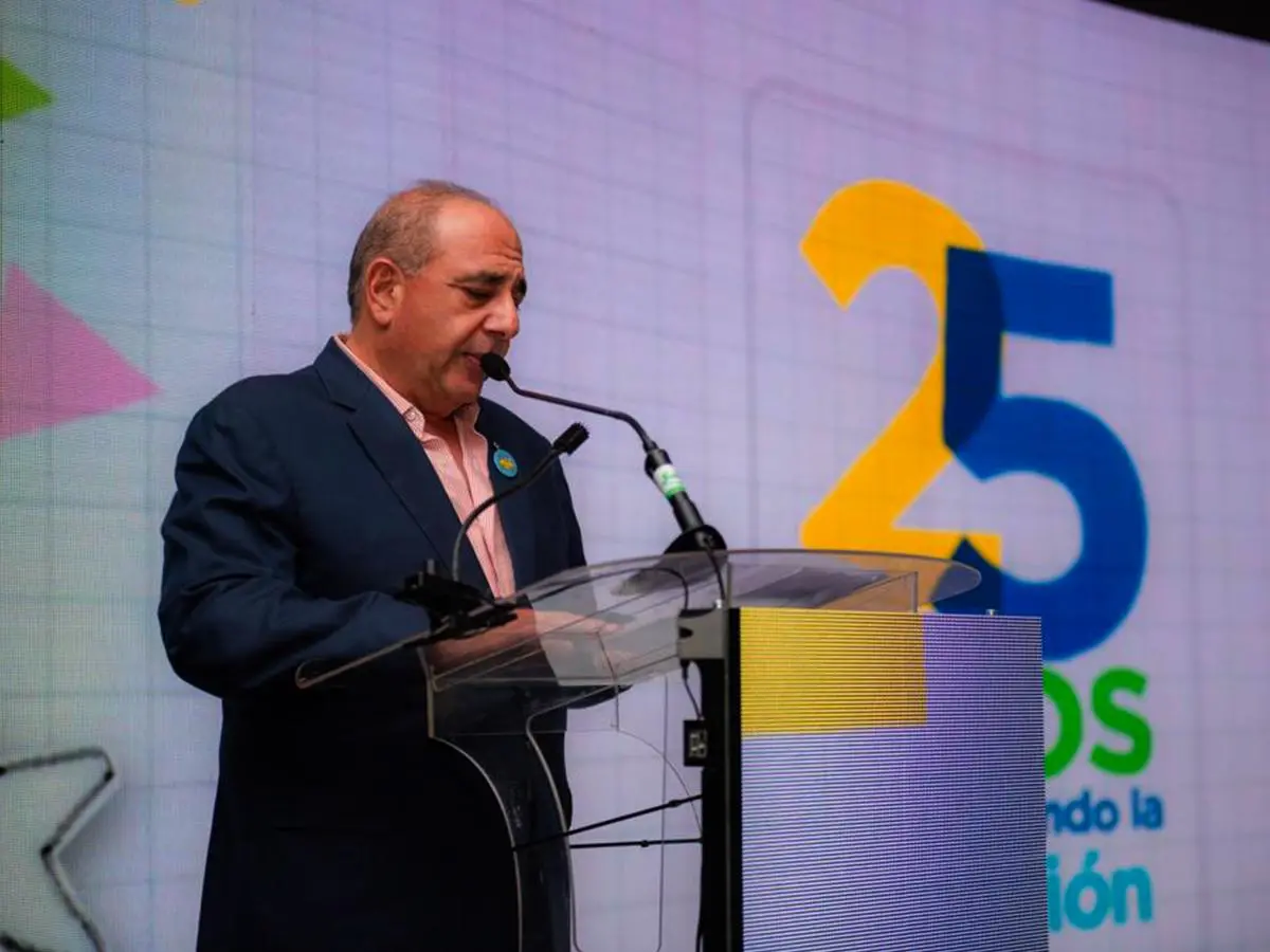 Grupo Ficohsa reafirma su liderazgo ético en Centroamérica a través del reconocimiento a Camilo Atala