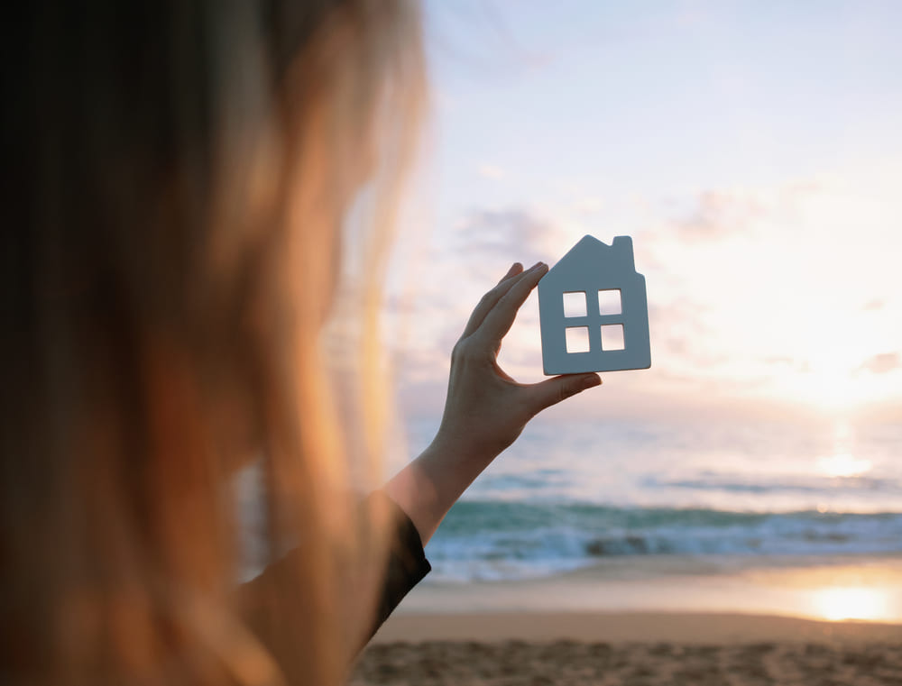 Live and work by the sea: the trend reshaping remote work in IPANEMA