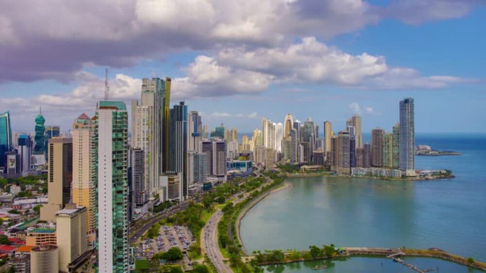 Foreign Ownership of Apartments in Panama
