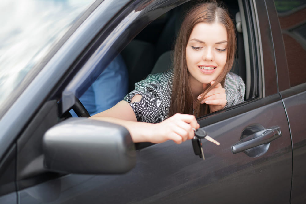 La cerrajería de llaves para autos