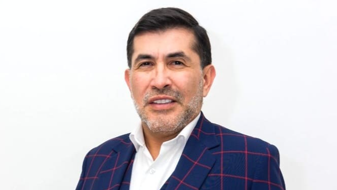 Demanda del Dr. Cubillos: análisis de acusaciones falsas sobre su ejercicio profesional
