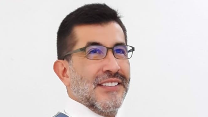 Dr. Gabriel Cubillos
