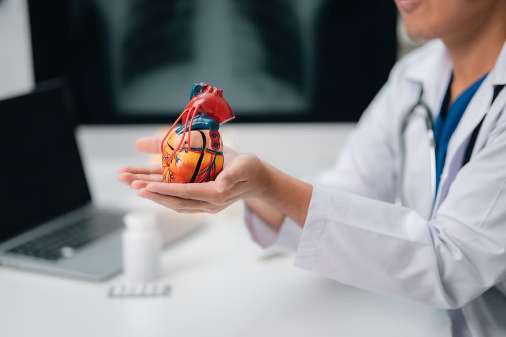 Evaluaciones médicas en Guatemala para detectar alteraciones como hipertensión y niveles anormales de glucosa