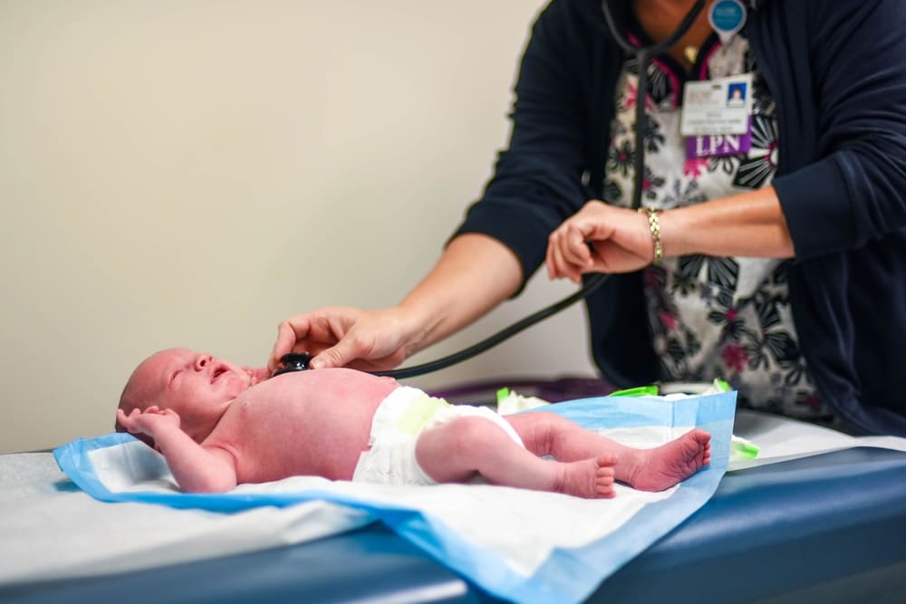 Unidad de neonatología en Ciudad de Guatemala: apoyo especializado para bebés con bajo peso
