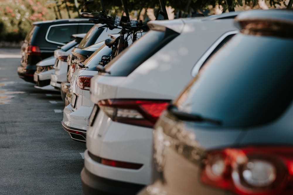 Renovar placas en Panamá: costos desde $29 y requisitos legales para autos particulares