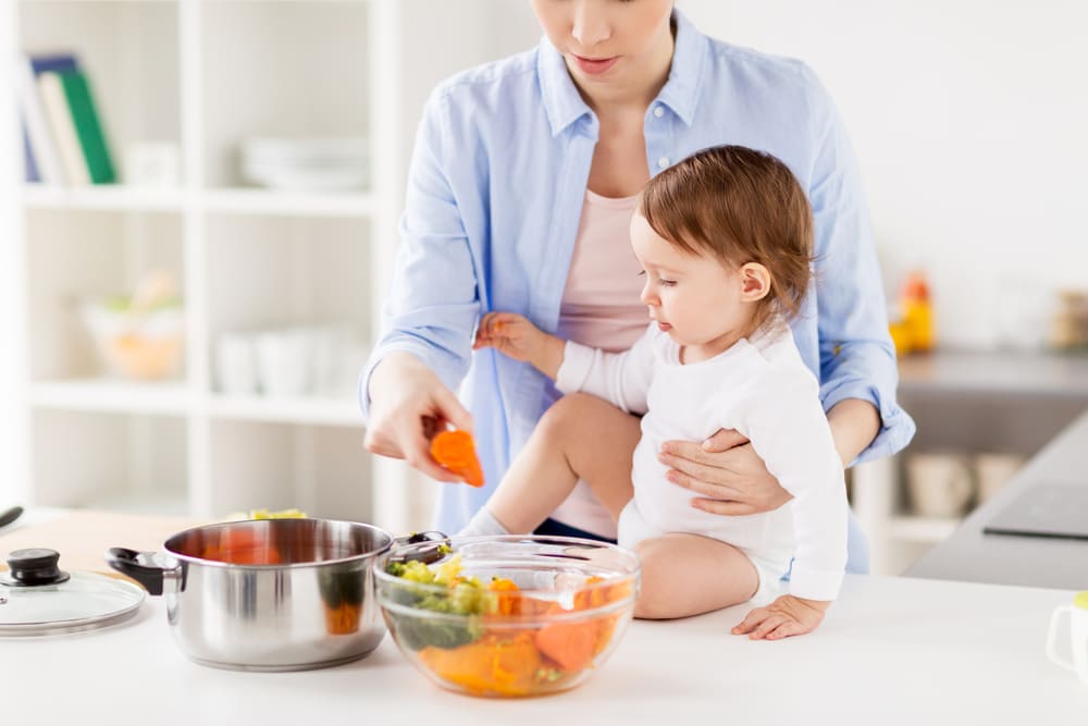 Cómo mejorar la alimentación y descanso infantil con cursos online
